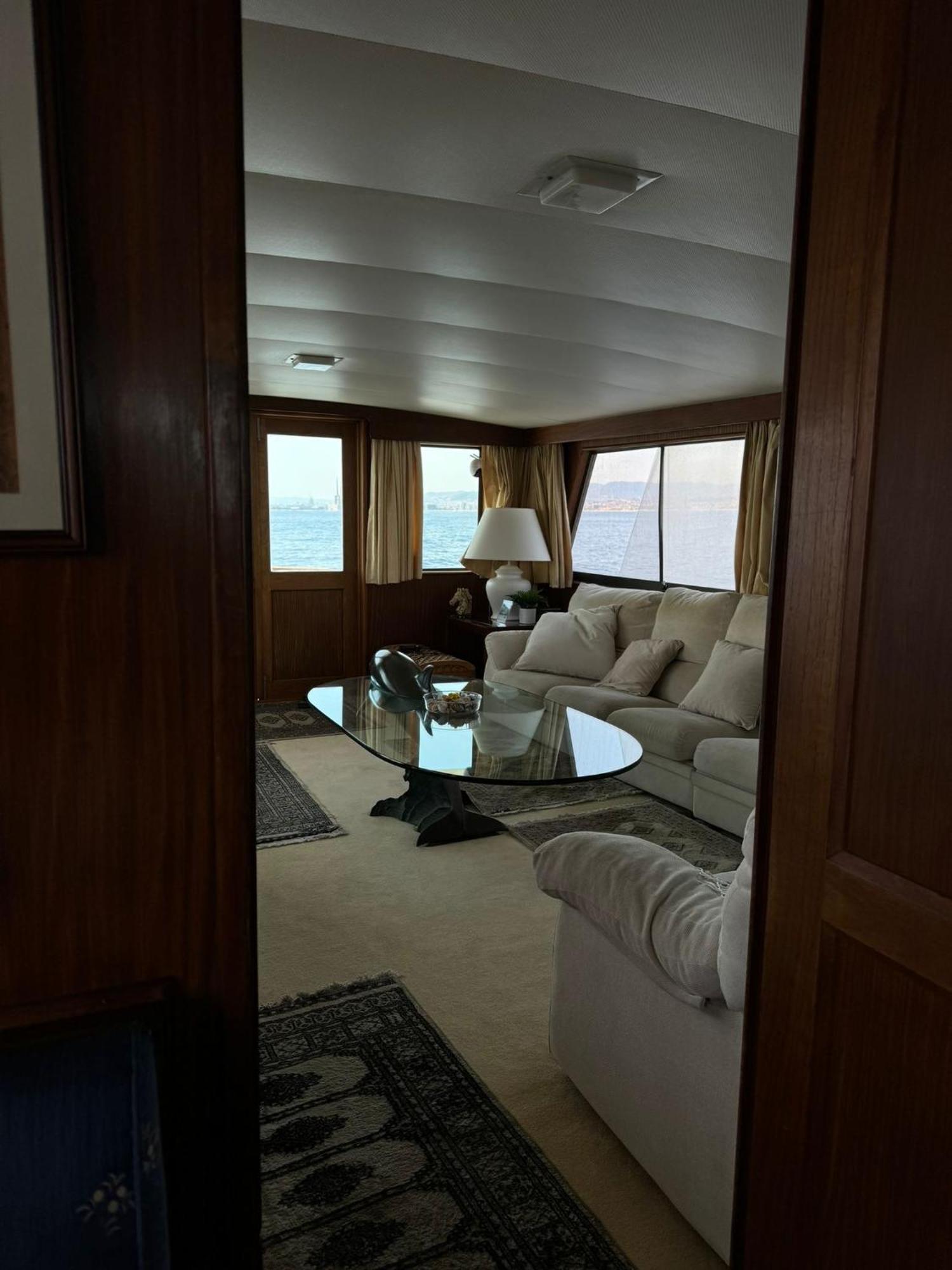 Hotel Yacht Our Alissa Sant Adria de Besos Exteriér fotografie
